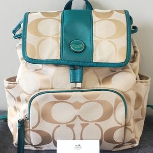 ****SOLD****Coach signature backpack Vintage 2000's